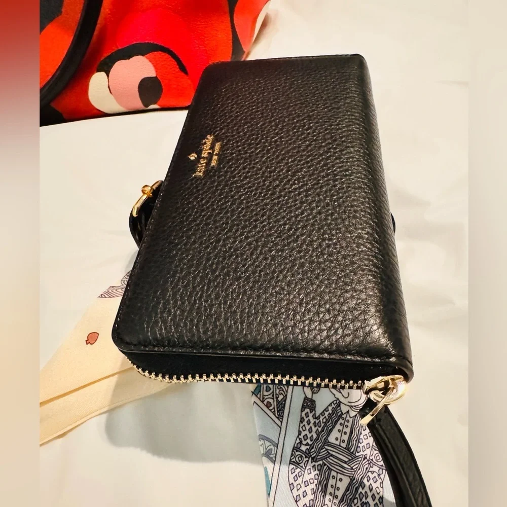 Kate Spade Black Pebbled Leather zip around long wallet Like New
